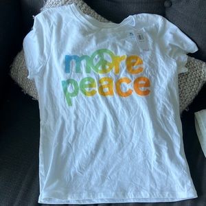 NWT more peace ✌️tee